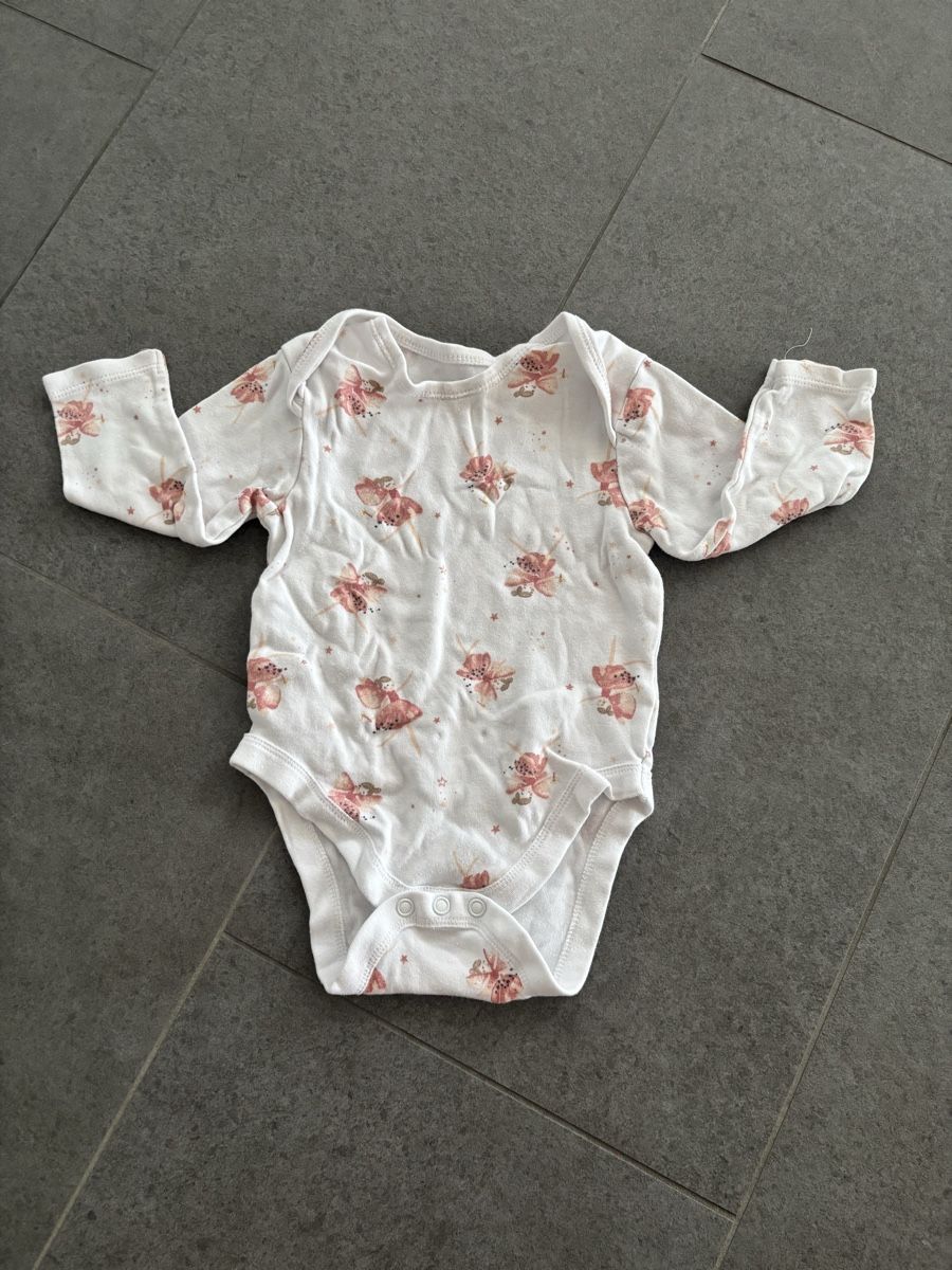 Kleiderpakete & -sets: Langarmbody, Gr 86 – Gebraucht aus Breitenbach von mi95st