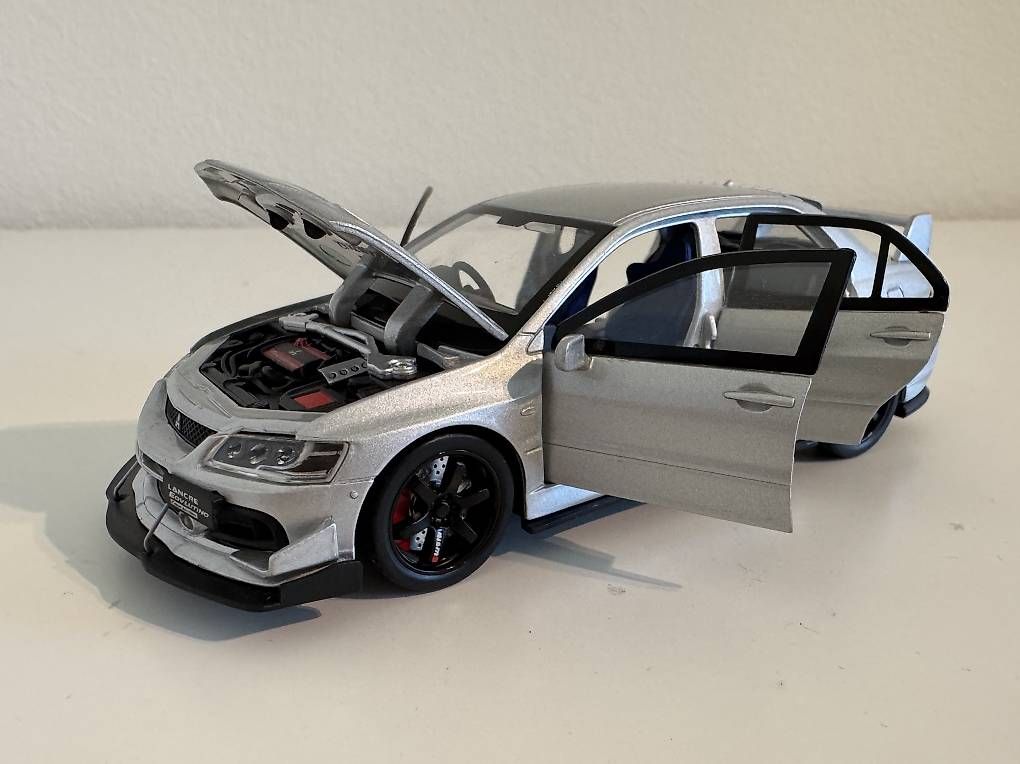 Voitures modèles: ModelAuto Lancer – D'occasion à Bäretswil par Ser_9h6p 2