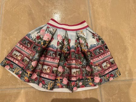 Monnalisa NWT Jupe, 5j 110