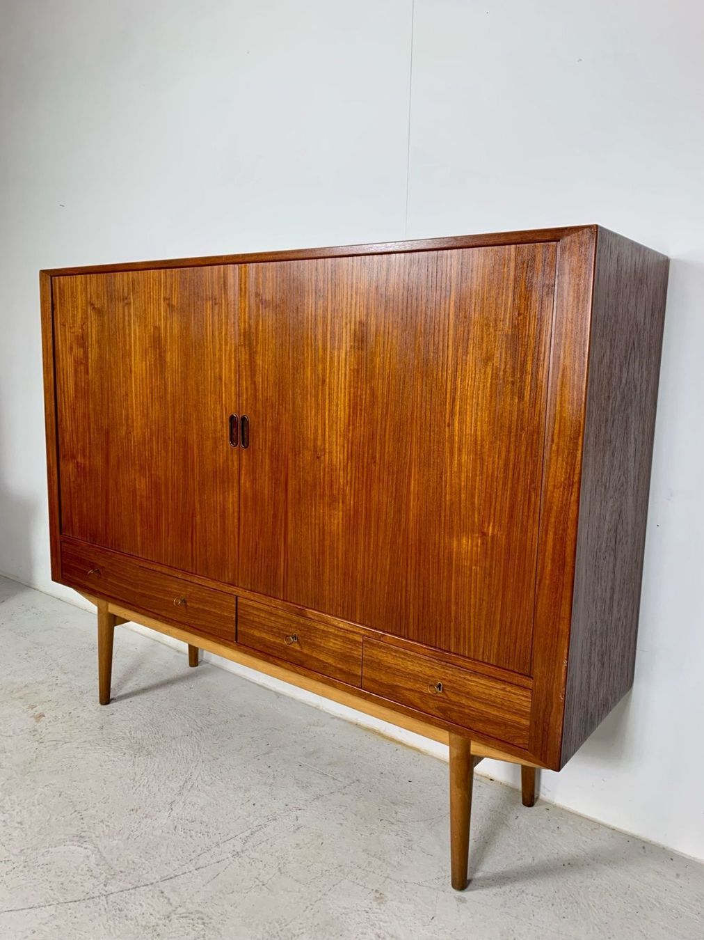 Credenze: Danish Teak Highboard by Arne Vodder 60s – Usato da Basel venduto da MidMod20C 7