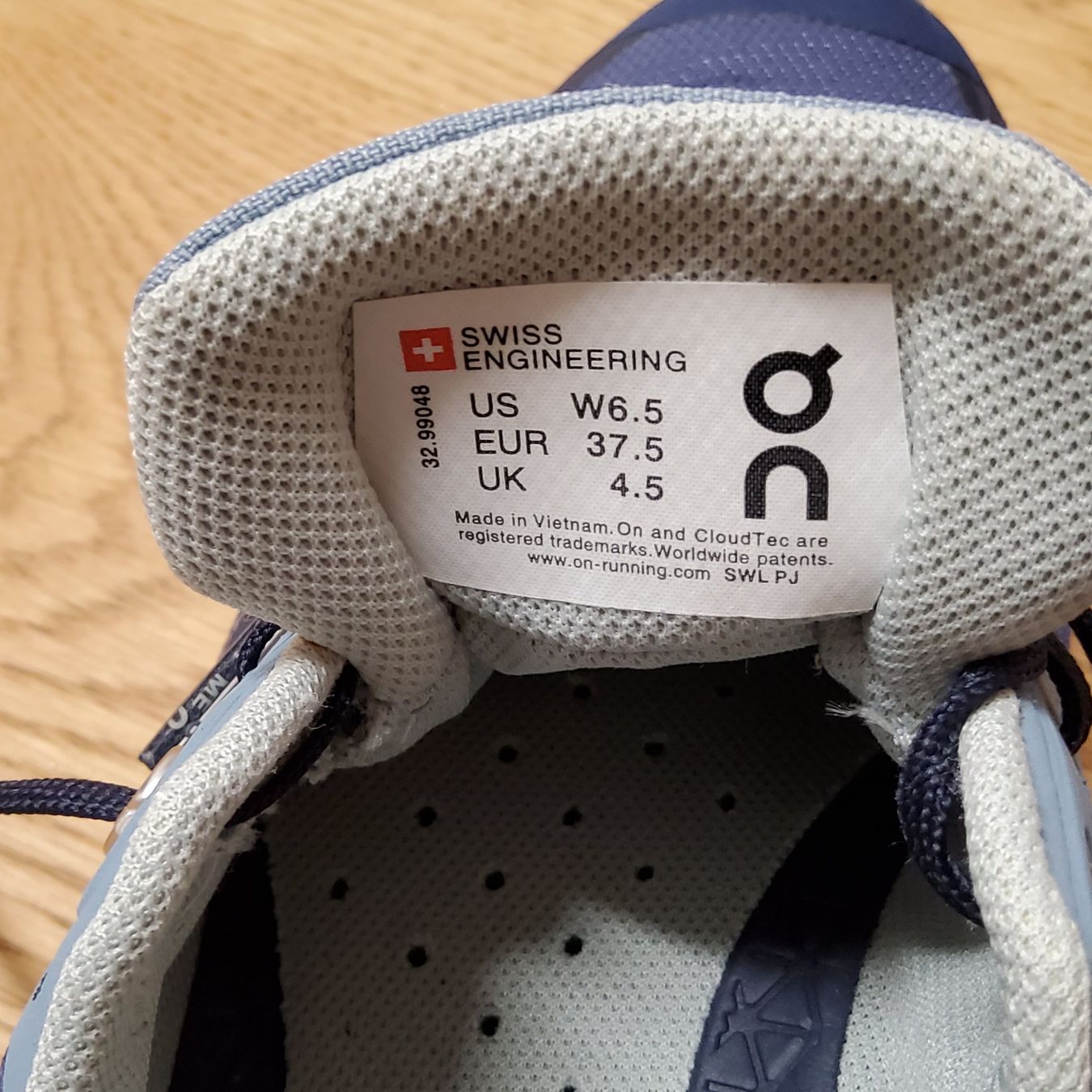 On Chaussures femmes: On Schuhe / Sneaker: Cloudventure Waterproof – D'occasion à Naters par 3904Naters 5