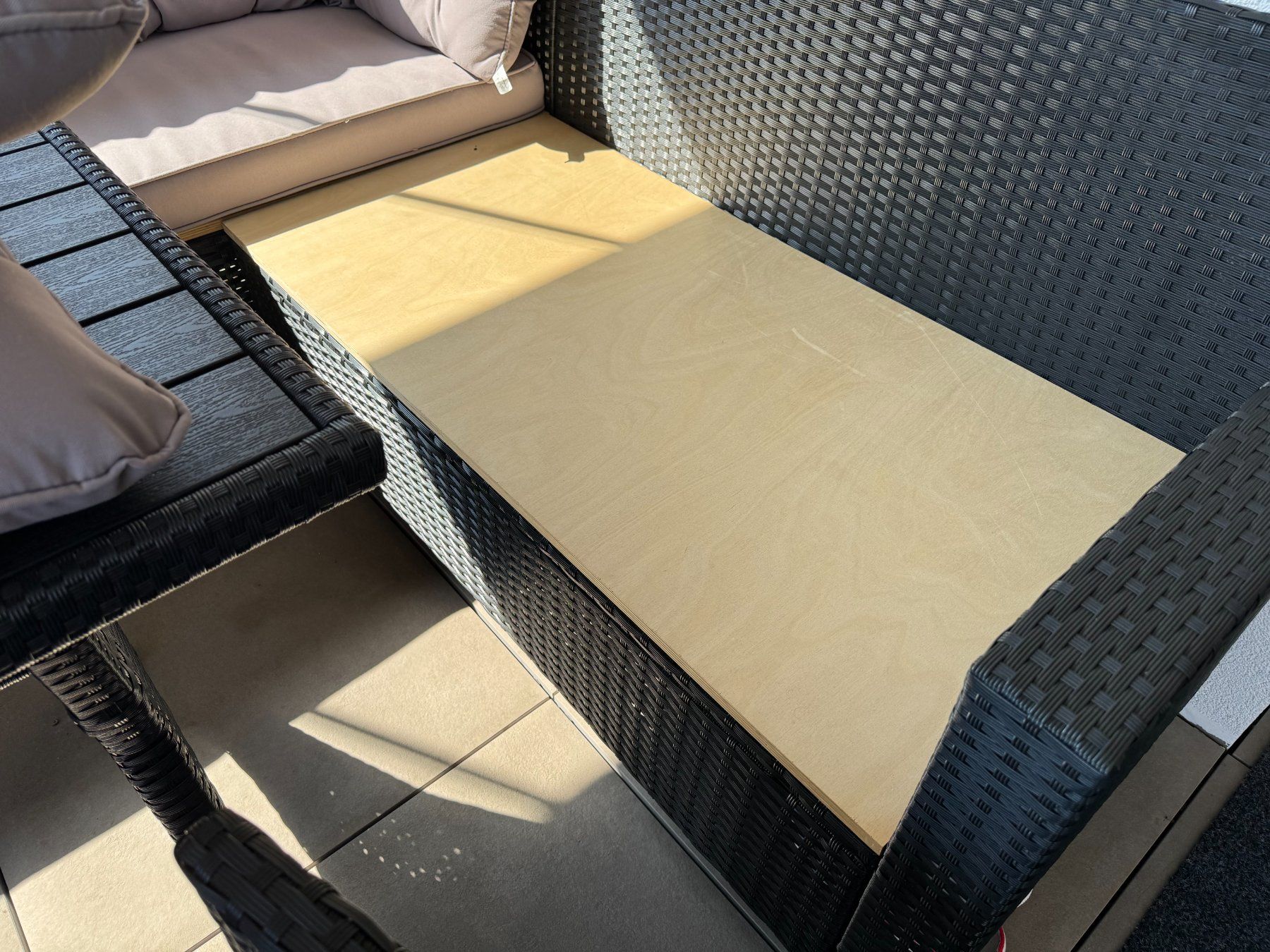 Set de table et chaises: Rattan Sitzgruppe – D'occasion à Flums par Hrroland 2