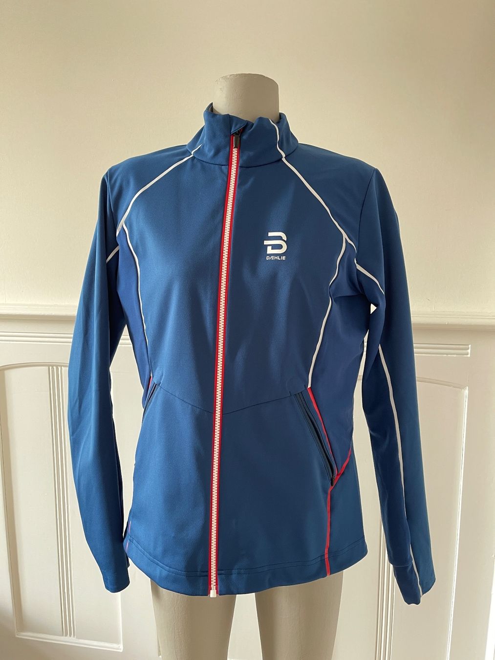 Daehlie Vestes: Daehli Langlaufjacke und -hose, Gr. M – D'occasion à Zürich par Balanca 2