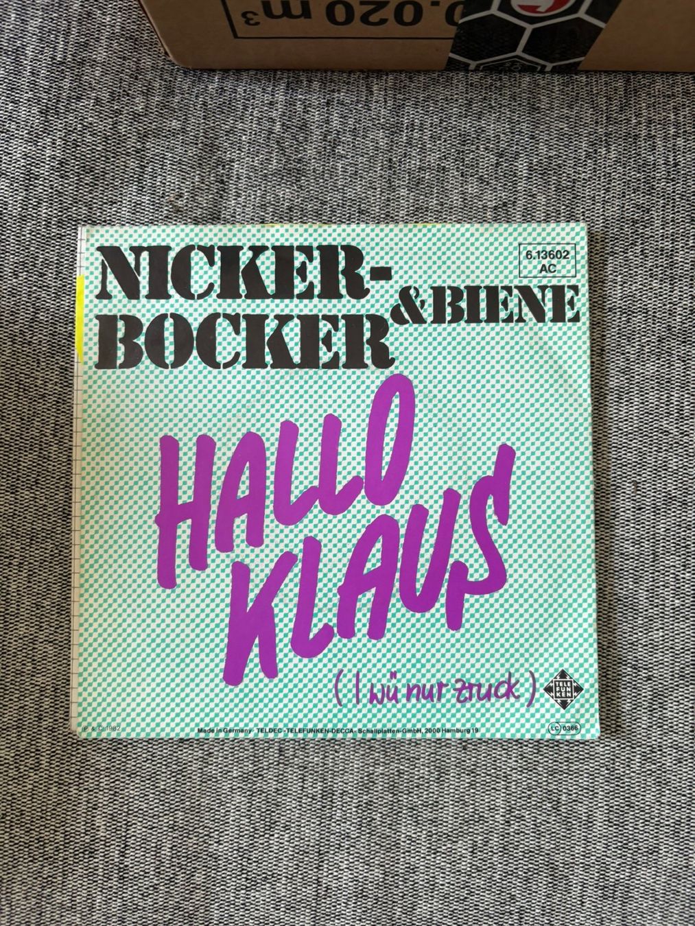 Schallplatten: Nickerbocker & Biene - Hallo Klaus – Gebraucht aus Zofingen von Bigron