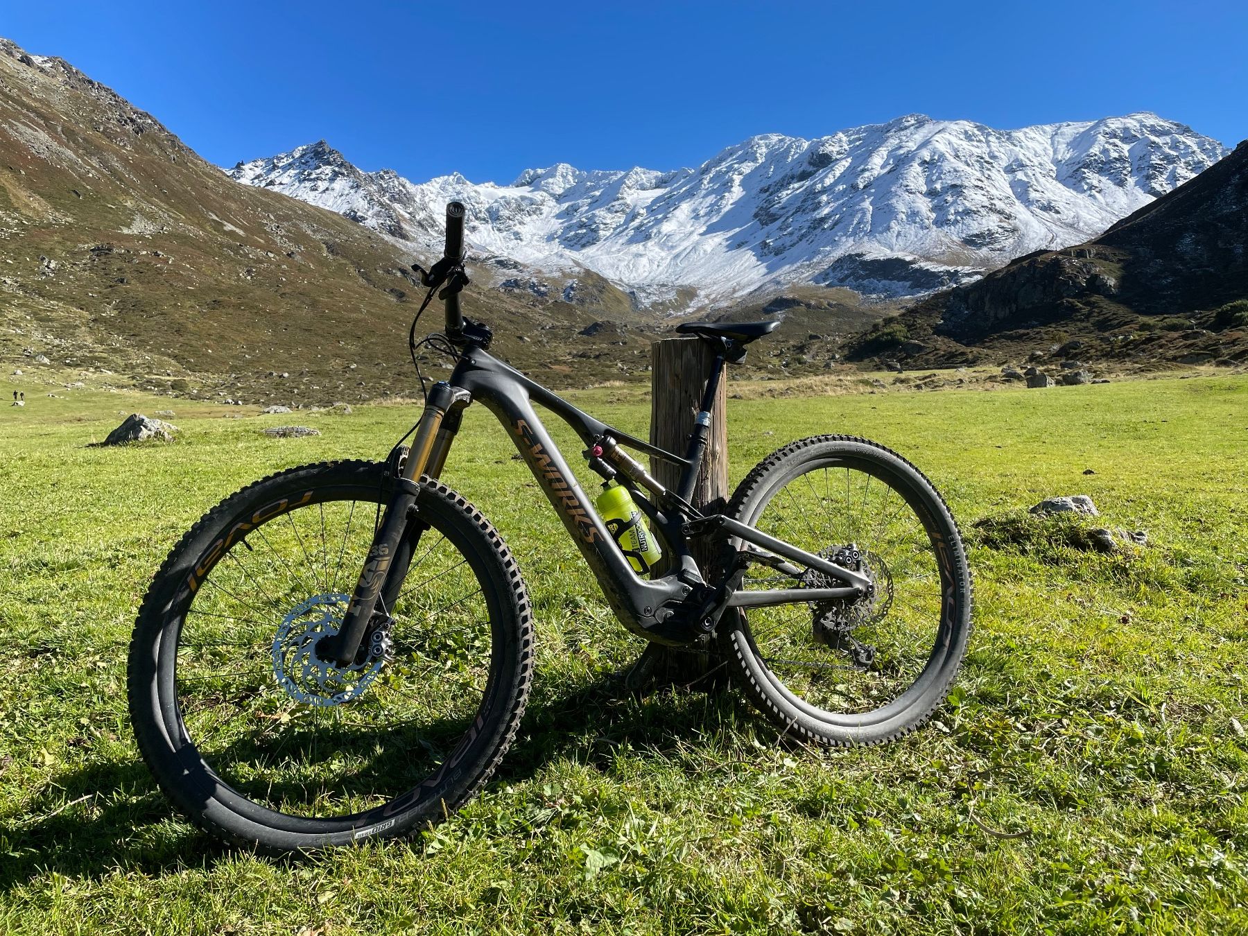 Specialized Velos: Specialized Levo SL S-Works – Gebraucht aus Davos Dorf von Links