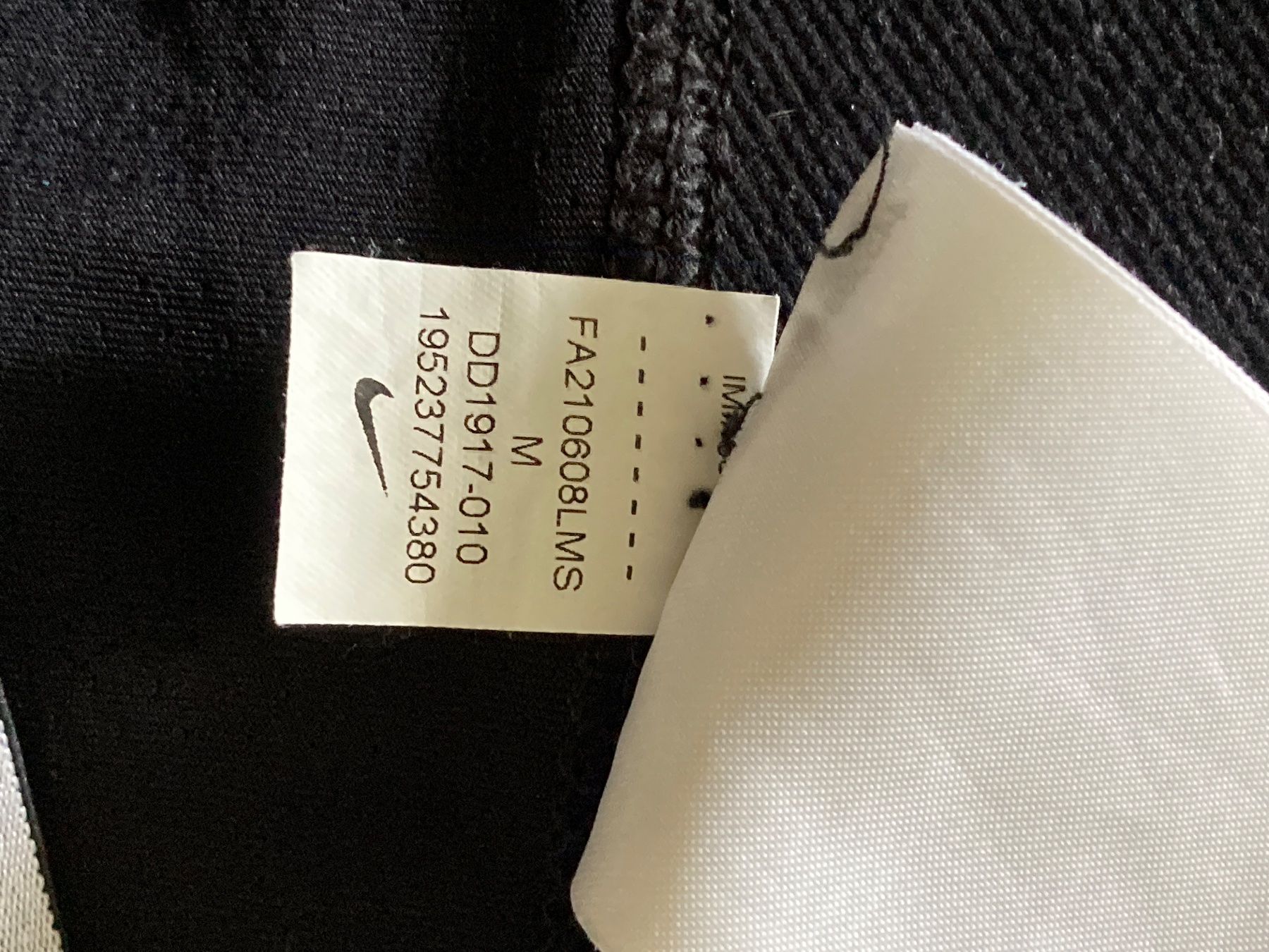 Nike Pantaloni: Nike pro shorts Grösse M – Usato da Zürich venduto da Bopenyang98765 2