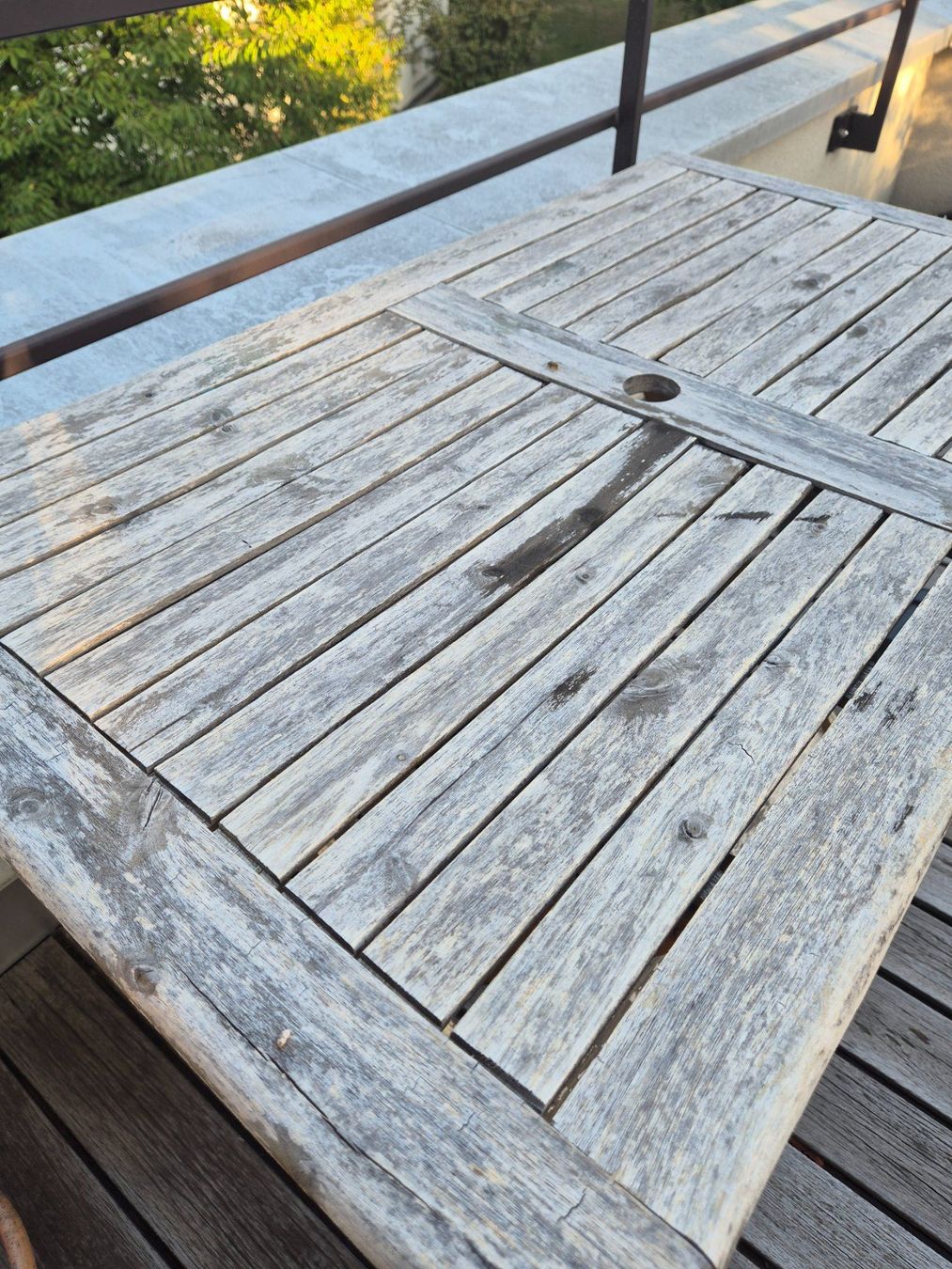 Tables: Table de jardin - Gratuit – D'occasion à Baar par sko_r7ys 5