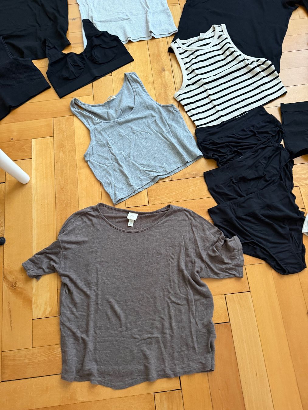 H&M Kleiderpakete: Damen Kleiderpaket – Gebraucht aus Solothurn von Vintage87 3