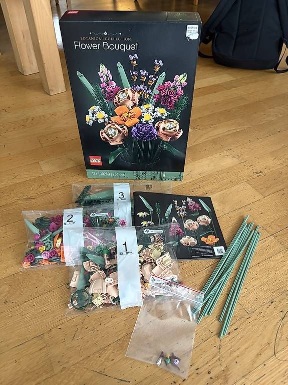 Lego Giocattoli: Lego Flower Bouquet 10280 – Nuovo (secondo la descrizione) da Sarnen venduto da sam_cq8z