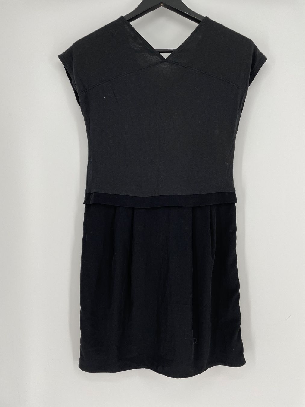 Kleider: Schwarzes Kleid Gr. S – Gebraucht aus Auenstein von moin. 1