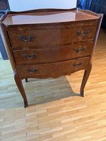 Commode ancienne bois 3 tiroirs style Louis XV bon état