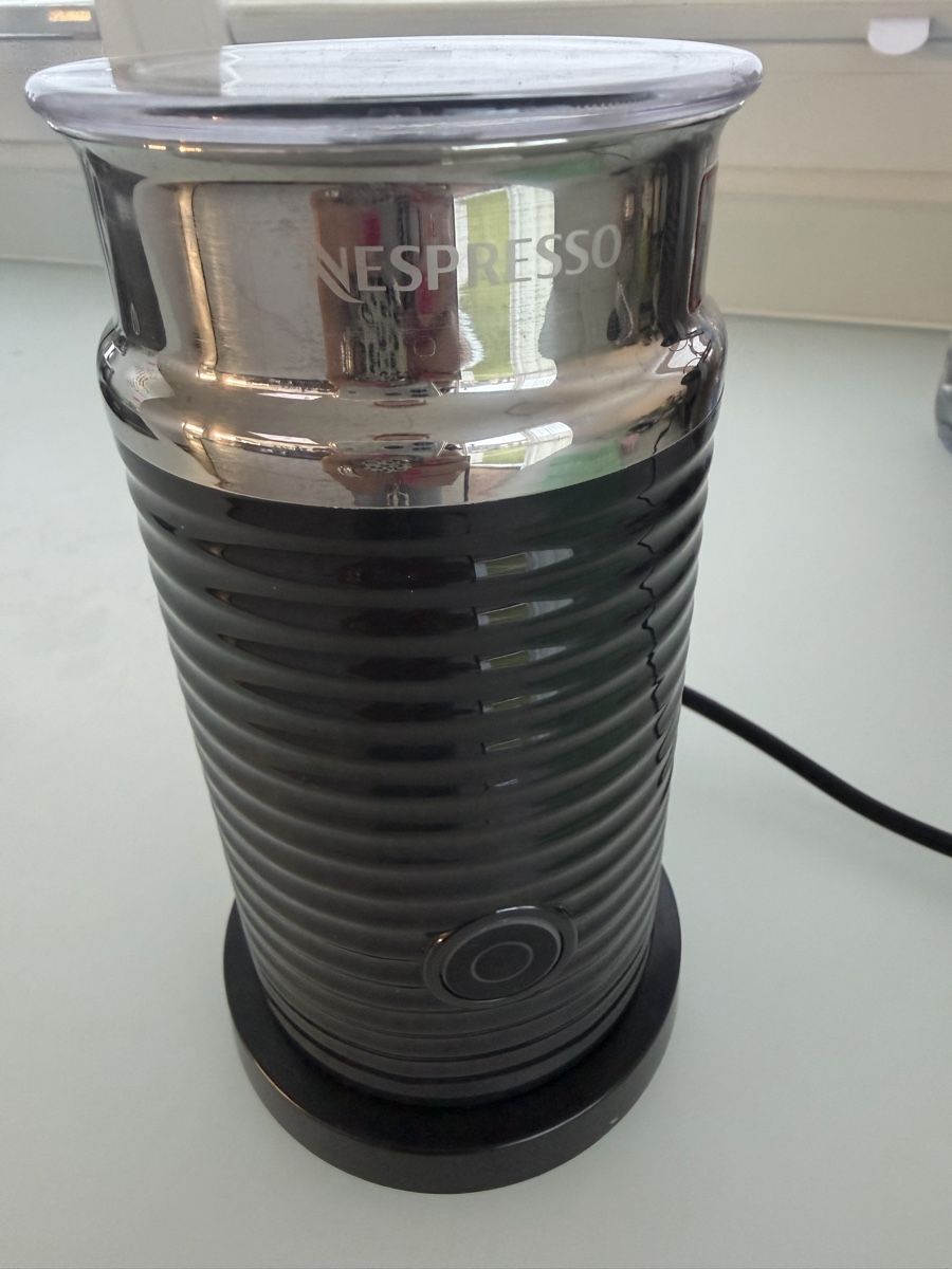 Elettrodomestici da cucina: NESPRESSO Milchschäumer – Usato da Wangen SZ venduto da Star1110 3
