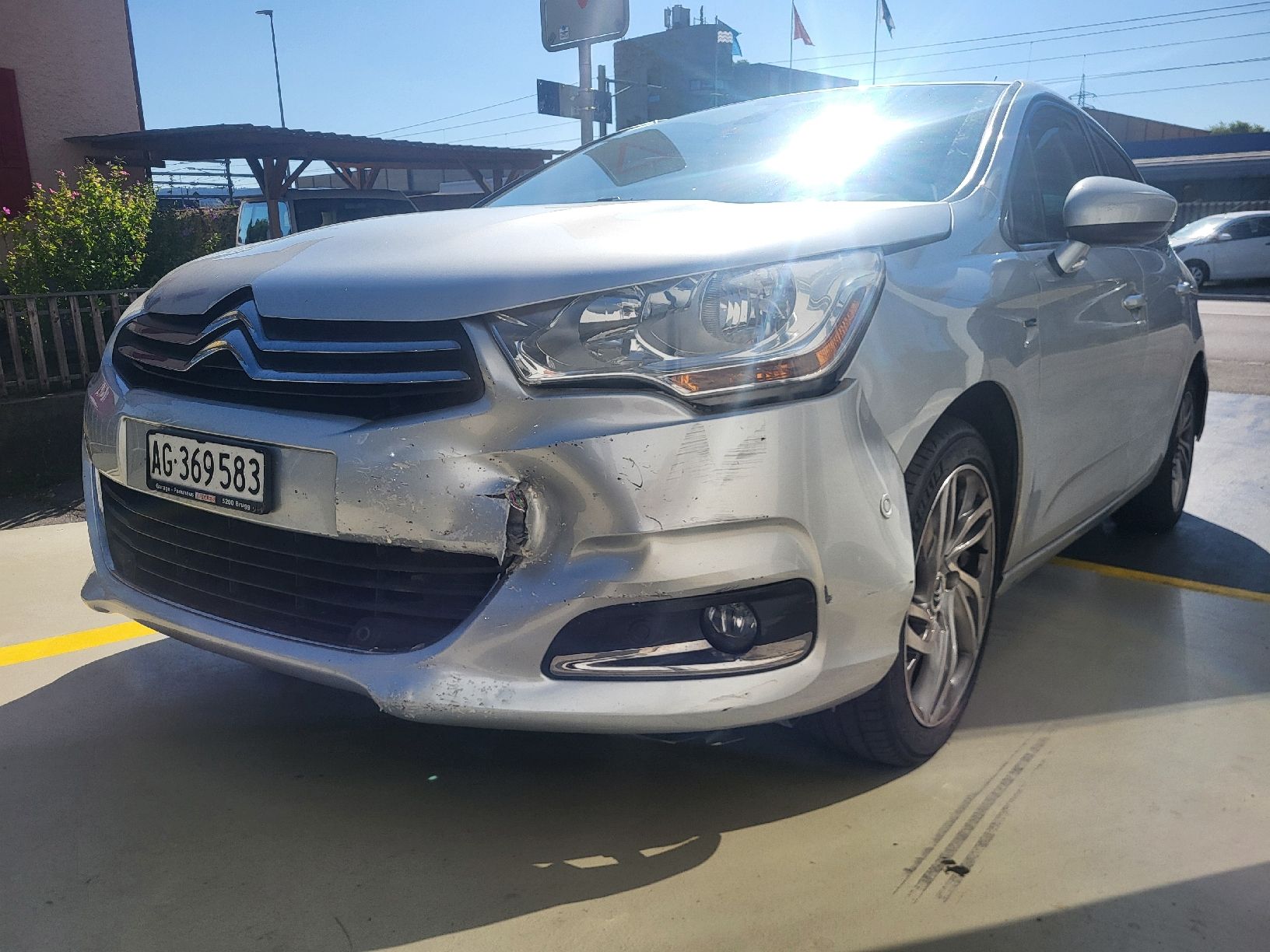 Citroën Autos: Citroen C4 1.6i für Export – Defekt aus Brugg AG von AmGleis-5200 4