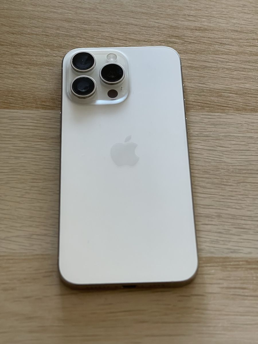 Apple Telefoni cellulari / Smartphones: IPhone 15 pro Max 512gb – Usato da Biel/Bienne venduto da ham_wf9n 1