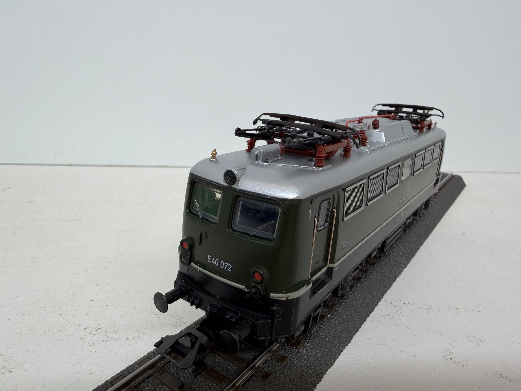 Märklin Trains électriques: Märklin H0 E-Lok BR E40 072 DB Wechselstrom Digital – D'occasion à Büsserach par ModellbahnDepot 5
