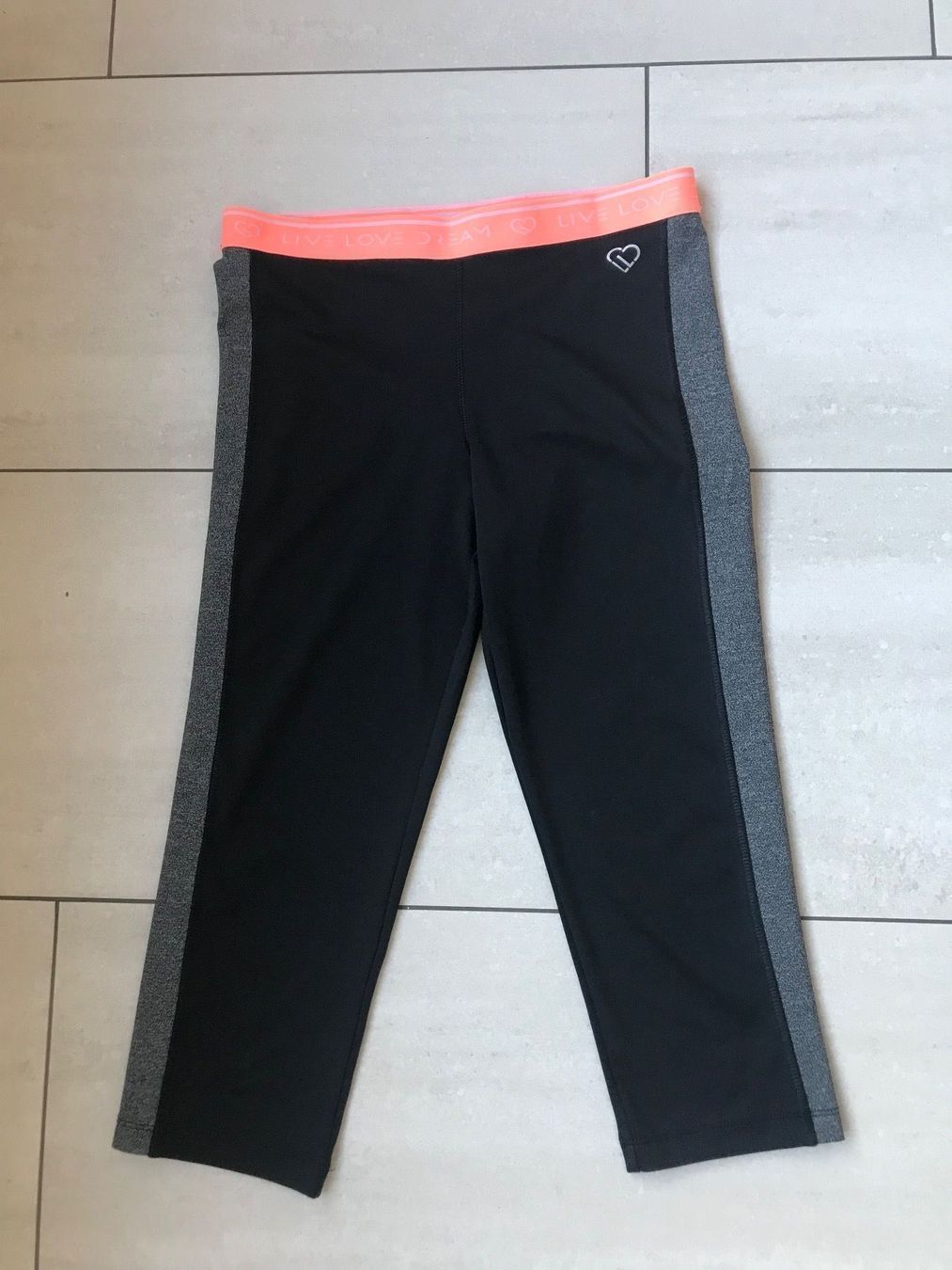 Leggings: Sport Leggins 3/4 Gr.S – Gebraucht aus Wädenswil von JJ15