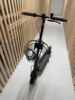 Xiaomi 4 Electric Scooter (20 km/h, 300 W, 35 km)
