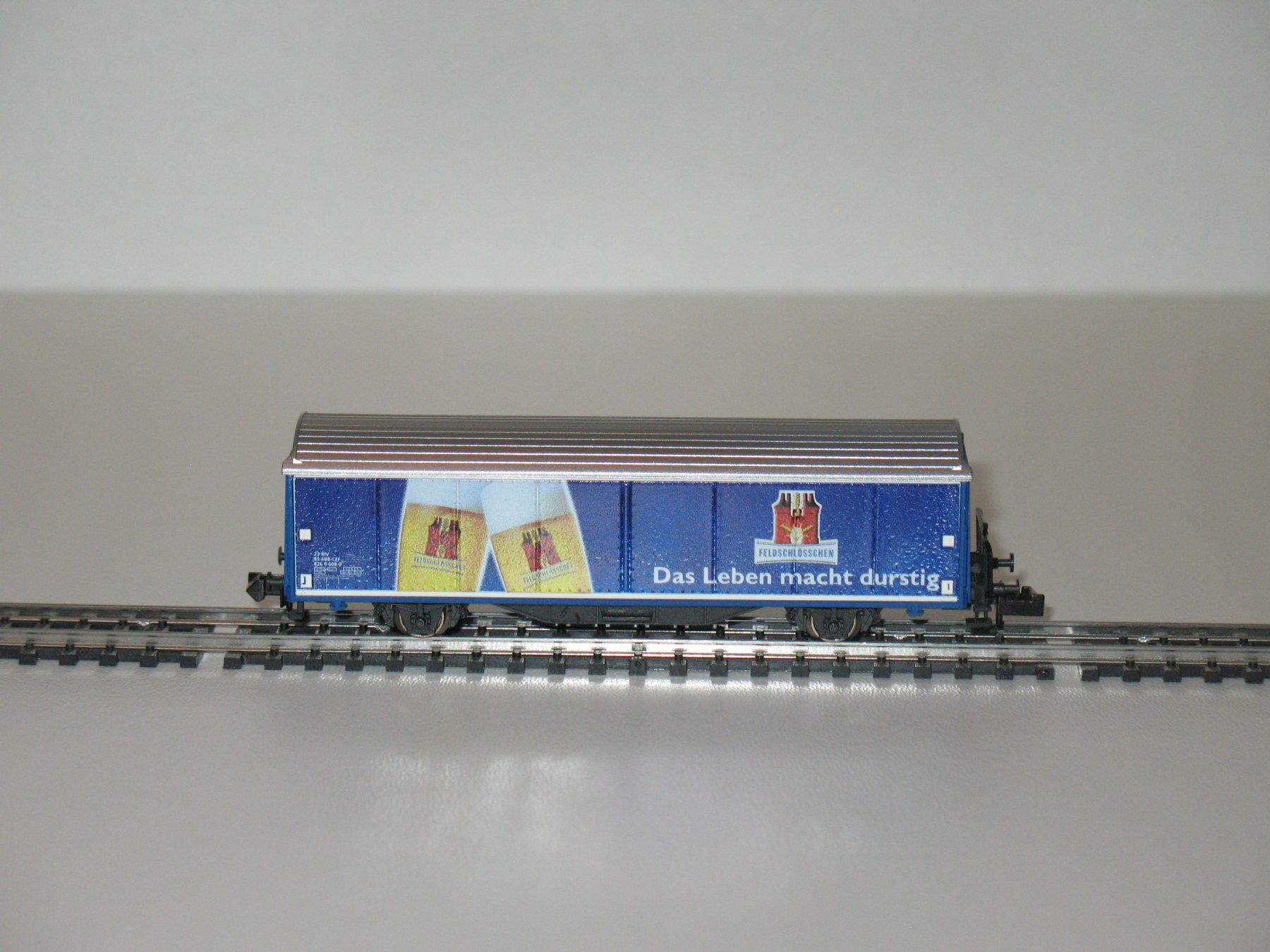 Trix Modelleisenbahnen: Schiebewandwagen der SBB "Feldschlösschen" / Minitrix 15605 – Gebraucht aus Ettiswil von Caapraibex 3