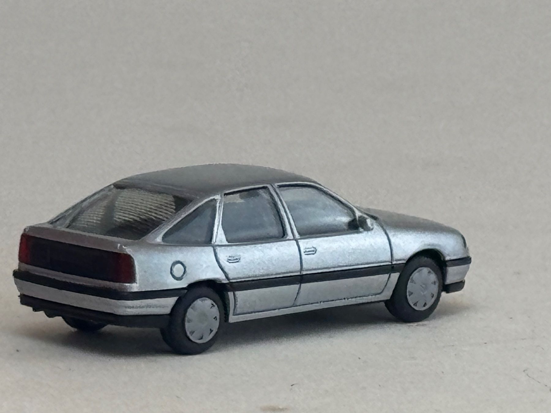 Herpa Modellini d'auto: VE1- Herpa Opel Vectra silbern – Usato da Elm venduto da Wikmtz 1