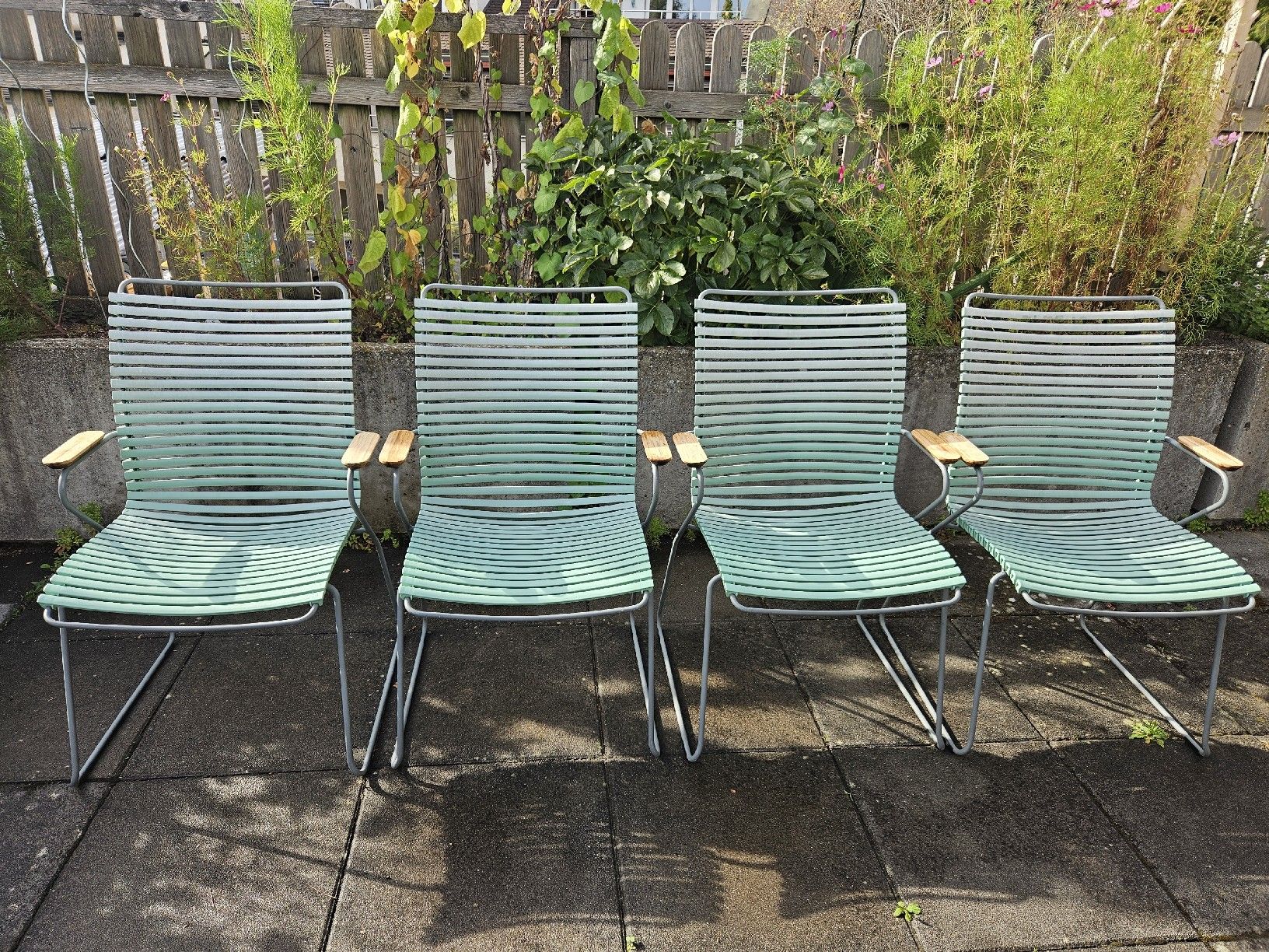 Stühle: Gartenstuhl 4er-Set Click von HOUE – Gebraucht aus Zumikon von kira_gudi 1