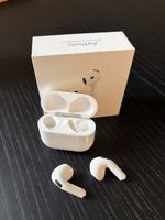 AirPods 4 with ANC