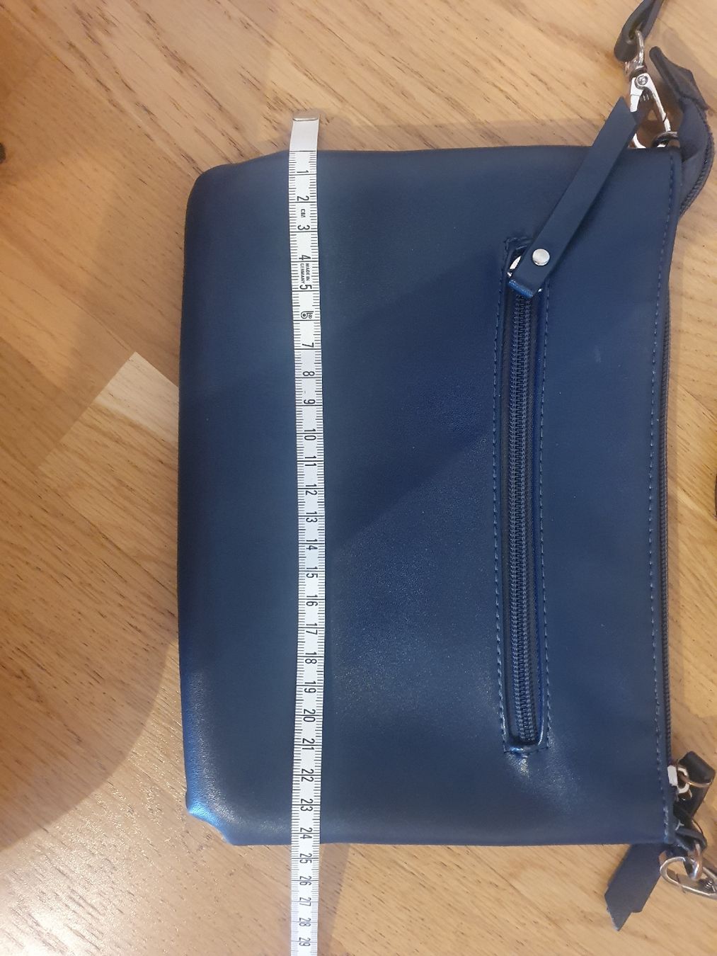 Borse: Schicke blaue Umhängetasche – Usato da Moosseedorf venduto da Sonnenschein.. 8
