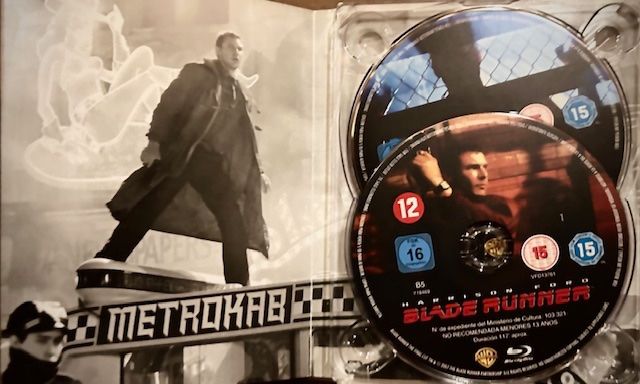 Tutti i DVDs: BLADE RUNNER -  Special Edition - DVD + DVD "Directors Cut" – Nuovo (secondo la descrizione) da Erlinsbach SO venduto da 400_n956 5