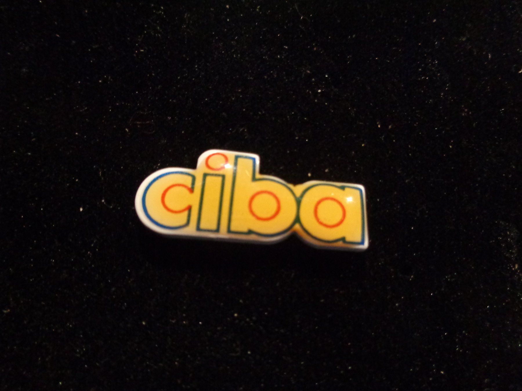Placchette & Badge: Pin ciba – Usato da Birsfelden venduto da Albatros55