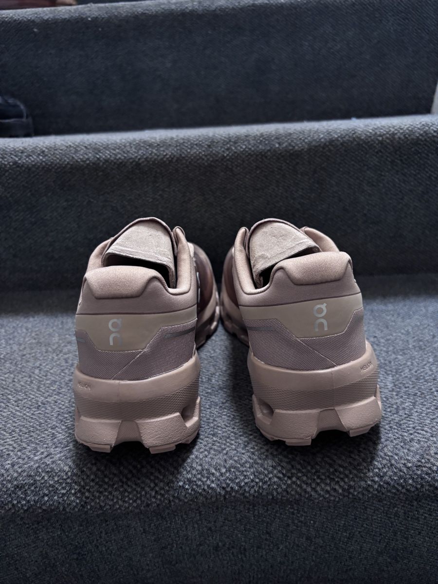 On Scarpe da donna: CloudVista 2 - on running  – Nuovo e nell'imballaggio originale da Zürich venduto da Hanna-Hadorn 1