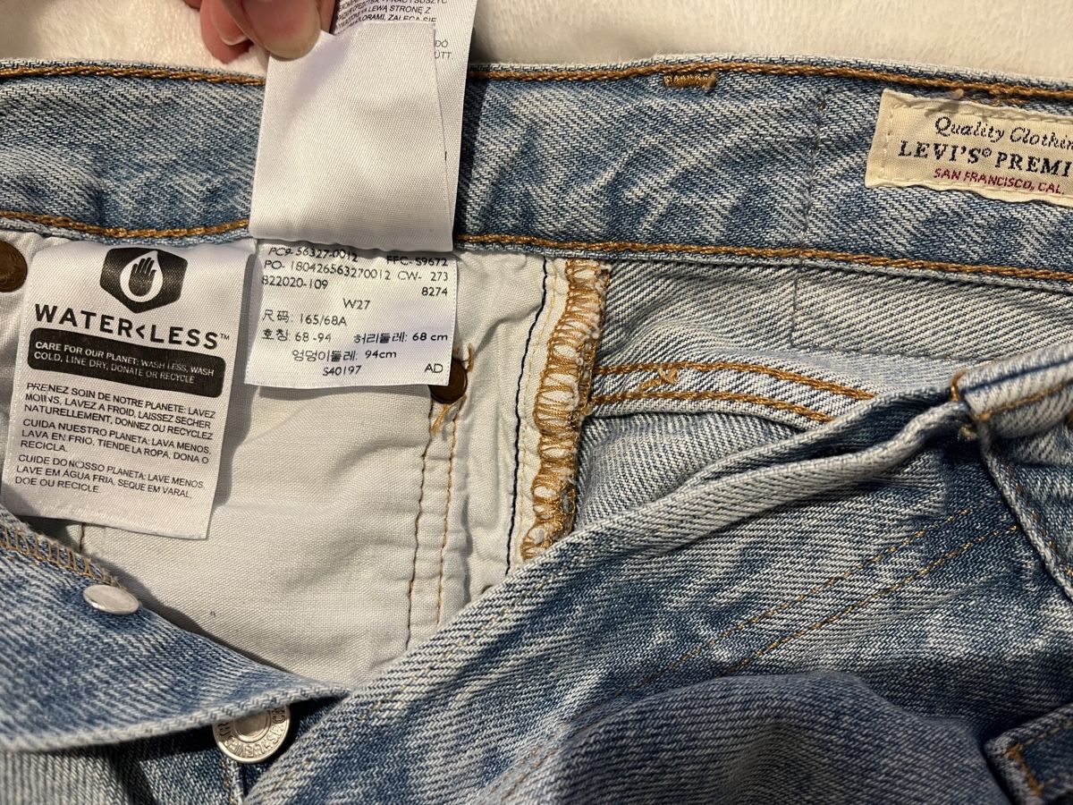 Levi's Jeans: Jeansshorts Levi‘s Grösse 27 – Gebraucht aus Teufenthal AG von Nanahu 2