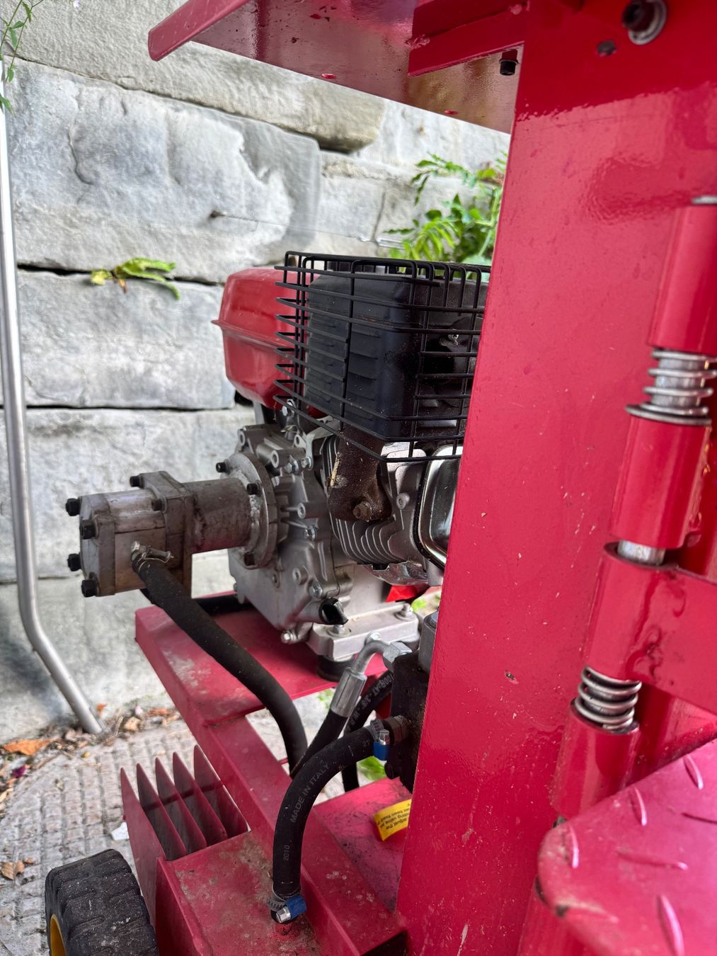 Toutes les machines: Holzspalter mit Benzinmotor – Défectueux à Stäfa par Handymen1 3
