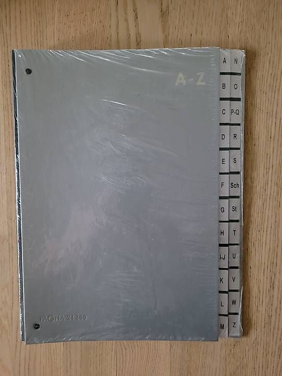 Ordner: Pultordner A-Z Silber – Neu und originalverpackt aus Stäfa von Arjen2011