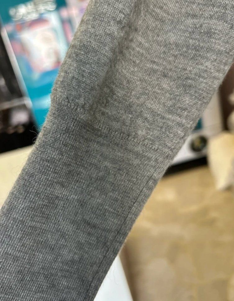 Brunello Cucinelli Pullover & Sweatshirts: Kaschmir Pullover mit Schleife von Brunello Cucinelli – Gebraucht aus Basel von ele_j688 4