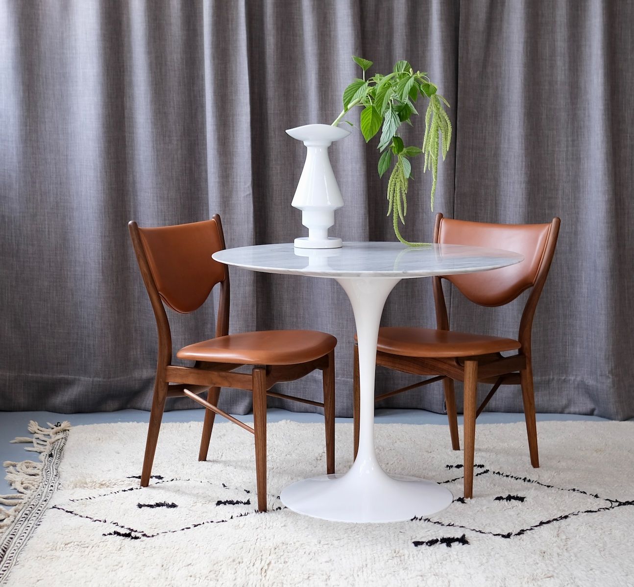 Tische: Tulpentisch Carrara Marmor / Eero Saarinen style – Gebraucht aus Bern von Zmodern_CON 5
