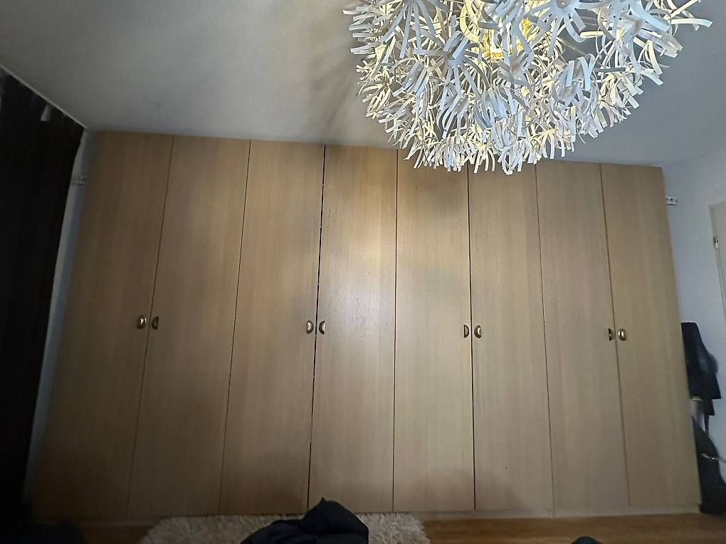 Ikea Armadi: Angefertigter Ikea Holz Schrank – Usato da Suhr venduto da Checkitout 4