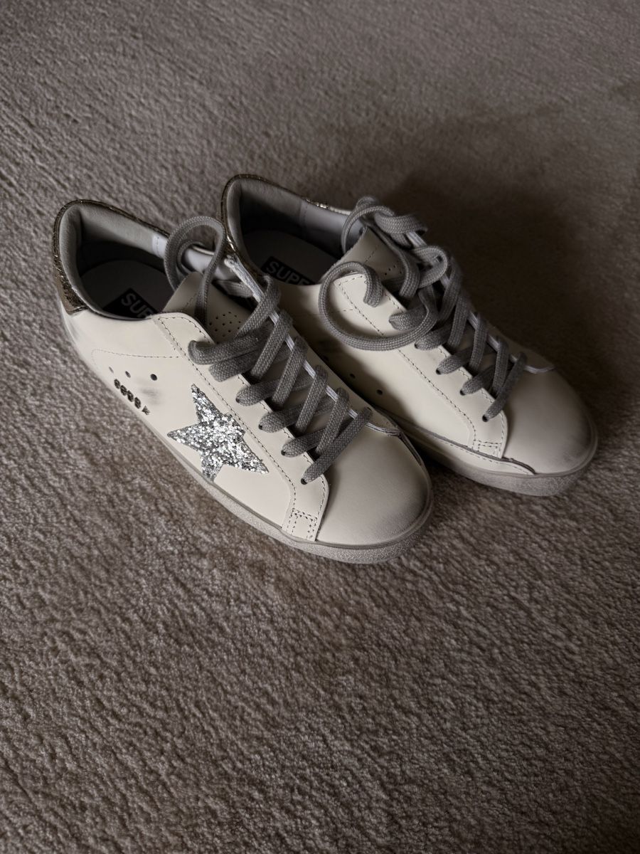 Golden Goose Damenschuhe: Golden Goose 38 new  – Neu und originalverpackt aus La Croix (Lutry) von secondhandZara