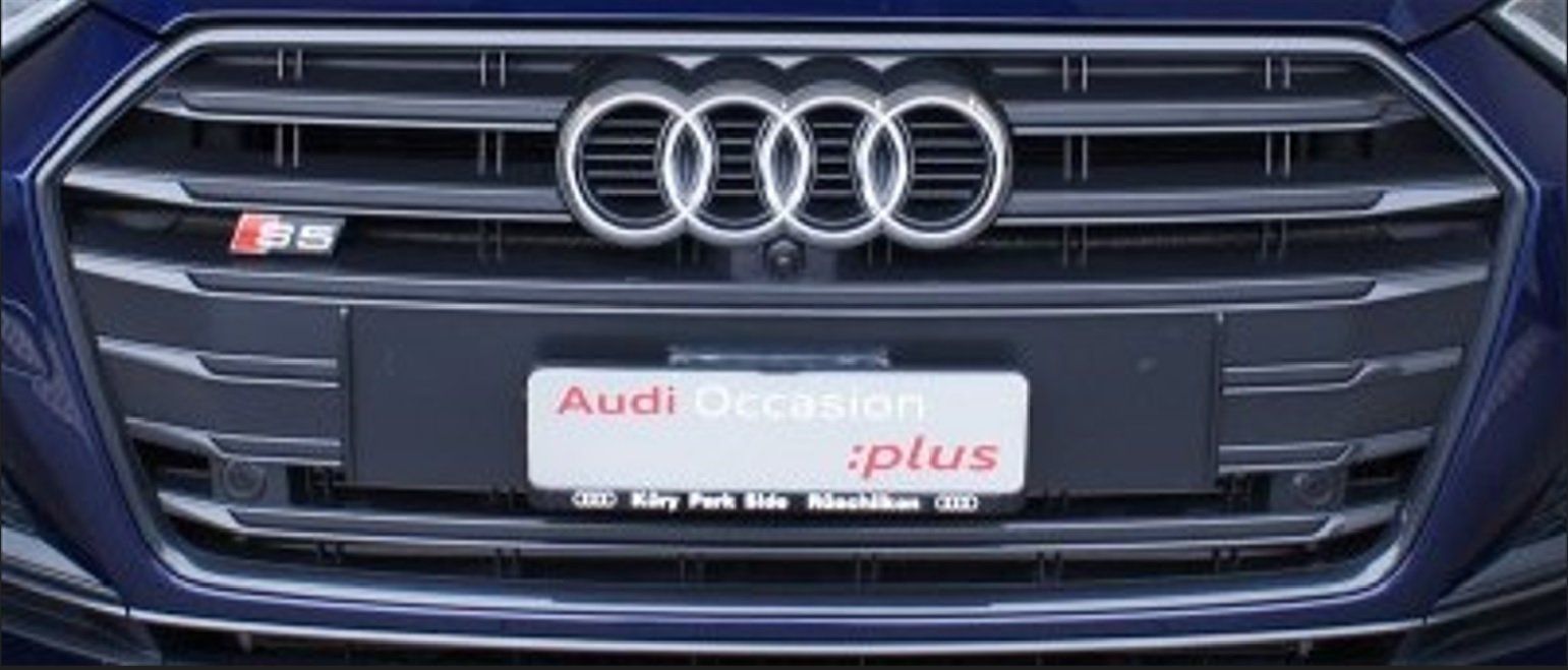 Audi Tutti pezzi di ricambio auto: Original Audi S5-A5 B9 Frontgrill – Usato da Nussbaumen AG venduto da Vrsac 1