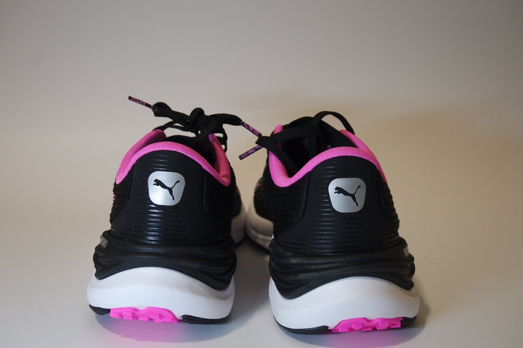 Puma Scarpe da donna: Puma Electrify Laufschuhe Damen, Größe 40.5 – Nuovo e nell'imballaggio originale da Genève venduto da Pandi_Panda 3