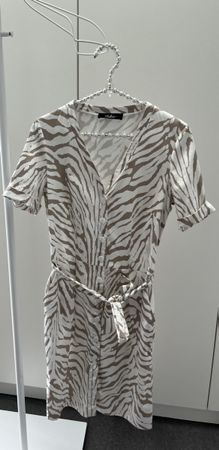 Neues Kleid von Va Bene, Gr. 38