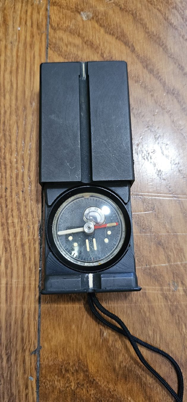 GPS & Strumenti di misurazione: boussole military – Usato da Lausanne venduto da Delaquinta88