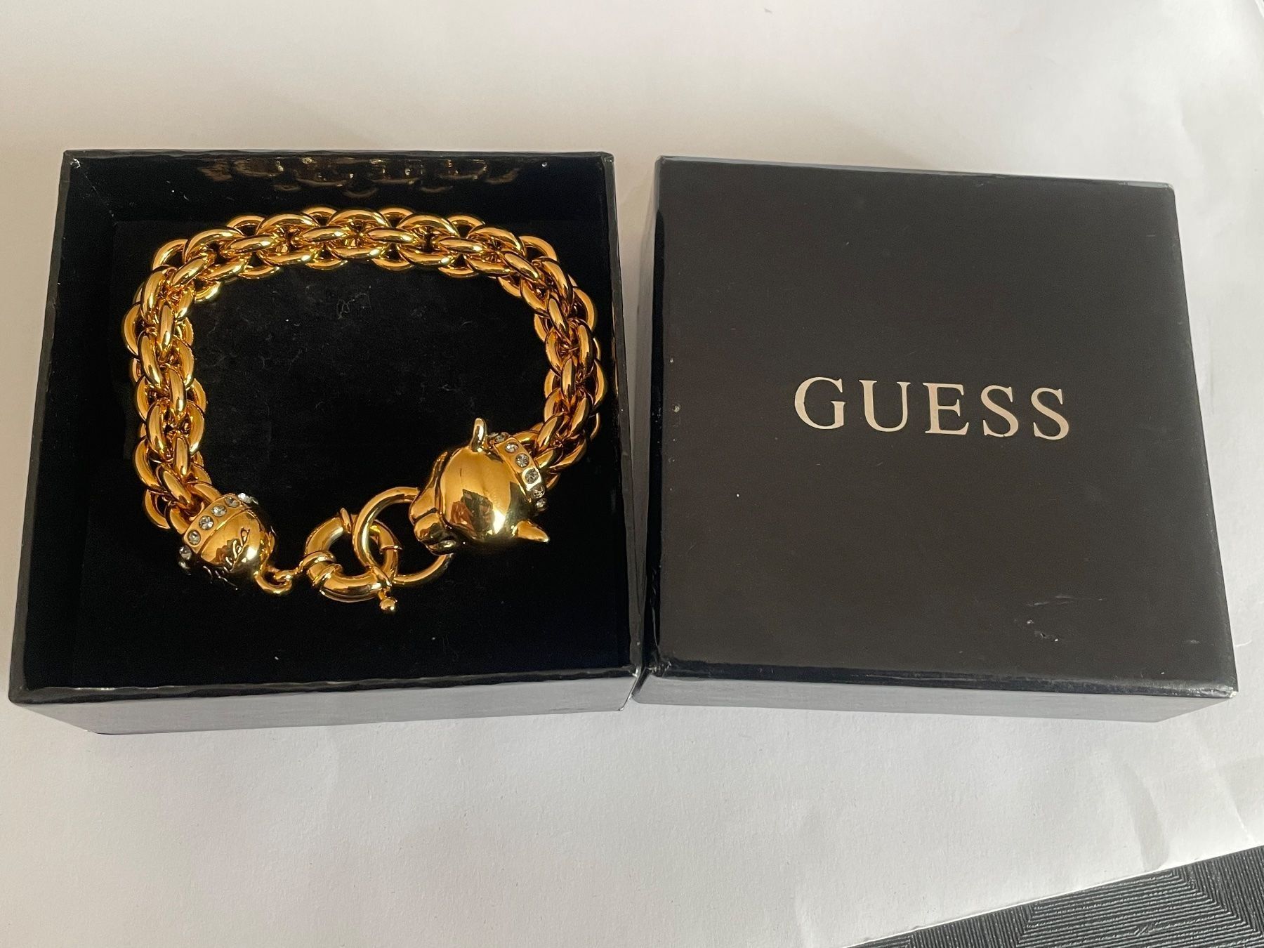 Guess Bracciali & Braccialetti: Armband Guess – Usato da Basel venduto da Kalleskaviar