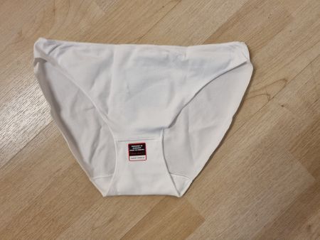 Slip 40 Nina von C.