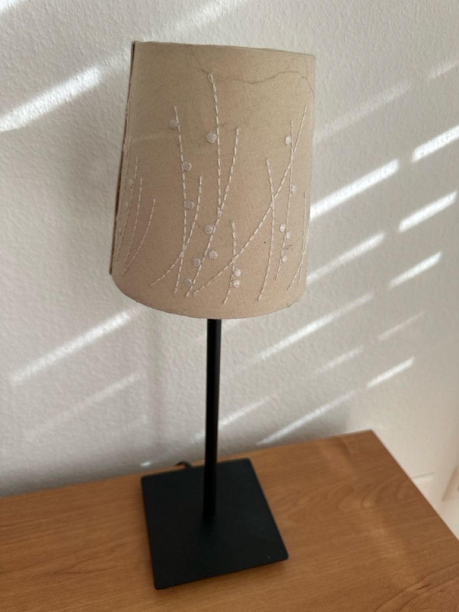 Ikea Lampen: Table Lamp decorated beige fabric good condition – Gebraucht aus Allschwil von MB4123
