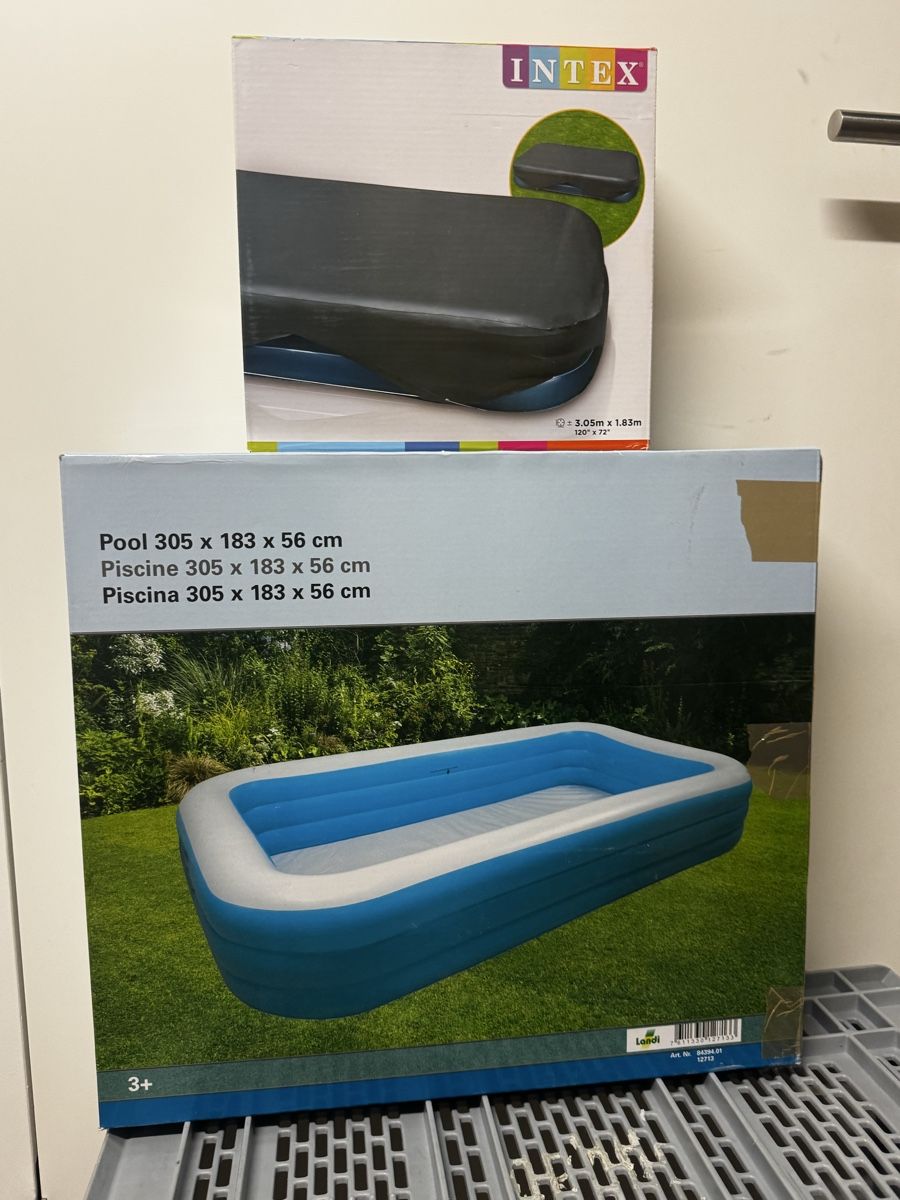 Piscine: aufblasbares Kinderbecken mit Abdeckung – Usato da Worblaufen venduto da hom_kww8