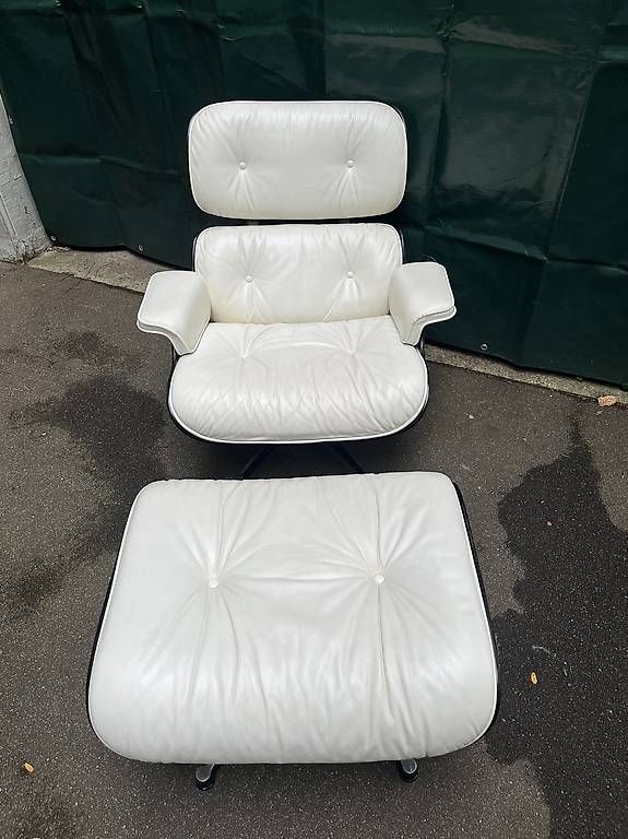 Vitra Sessel: Eames Lounge Chair in weiss – Gebraucht aus basel von rub_p5br 2