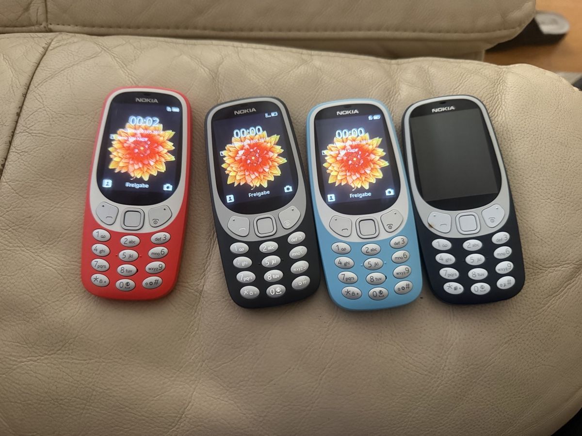 Nokia Handys / Smartphones: Nokia 3310 (4 stück) – Gebraucht aus Regensdorf von mex5145