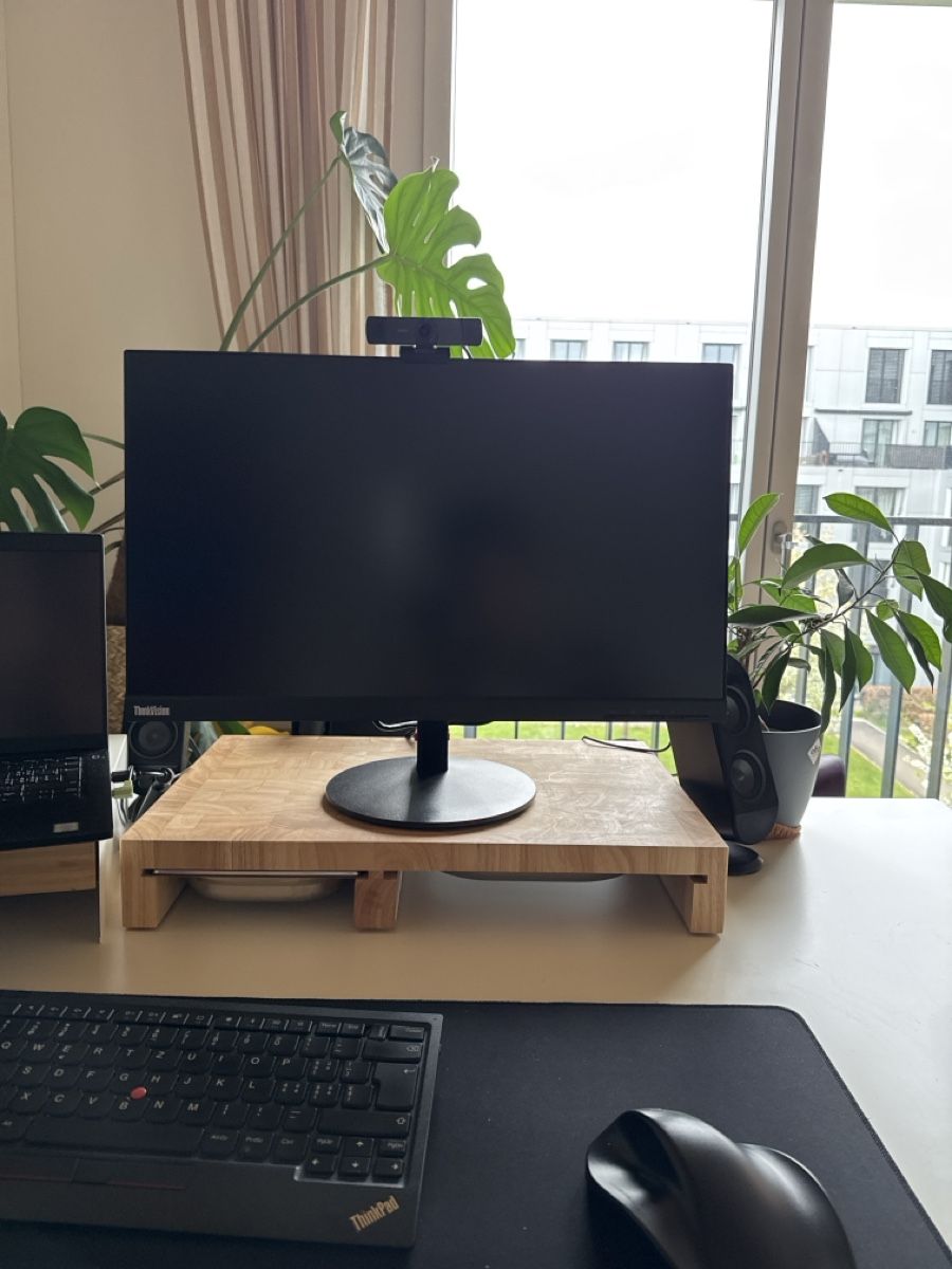 Lenovo Monitor: Lenovo ThinkVision S24e-10 – Usato da Winterthur venduto da kat_mb7s