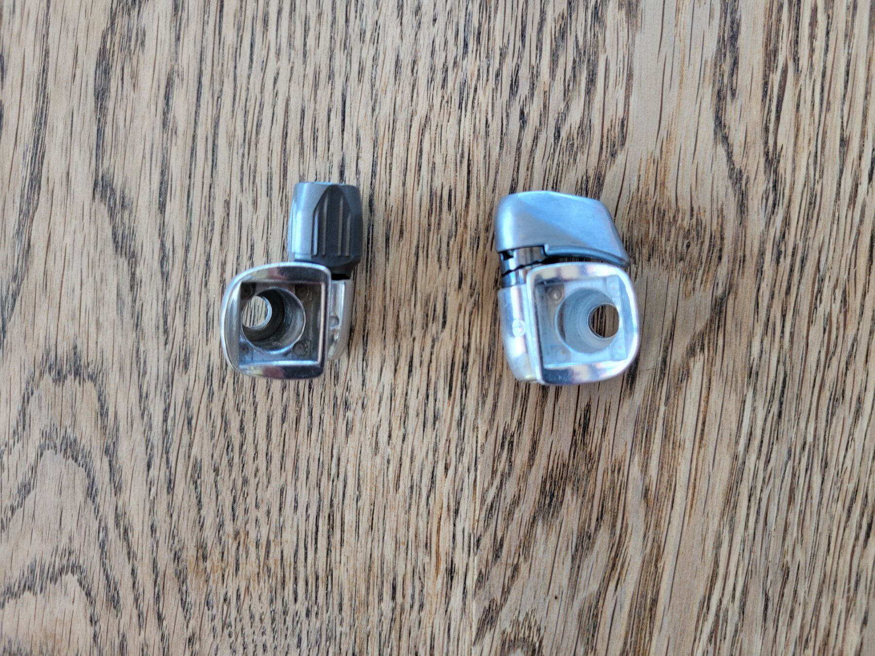 Ersatzteile: Shimano Dura-Ace Downtube Holder – Gebraucht aus Rechthalten von Strike10 1