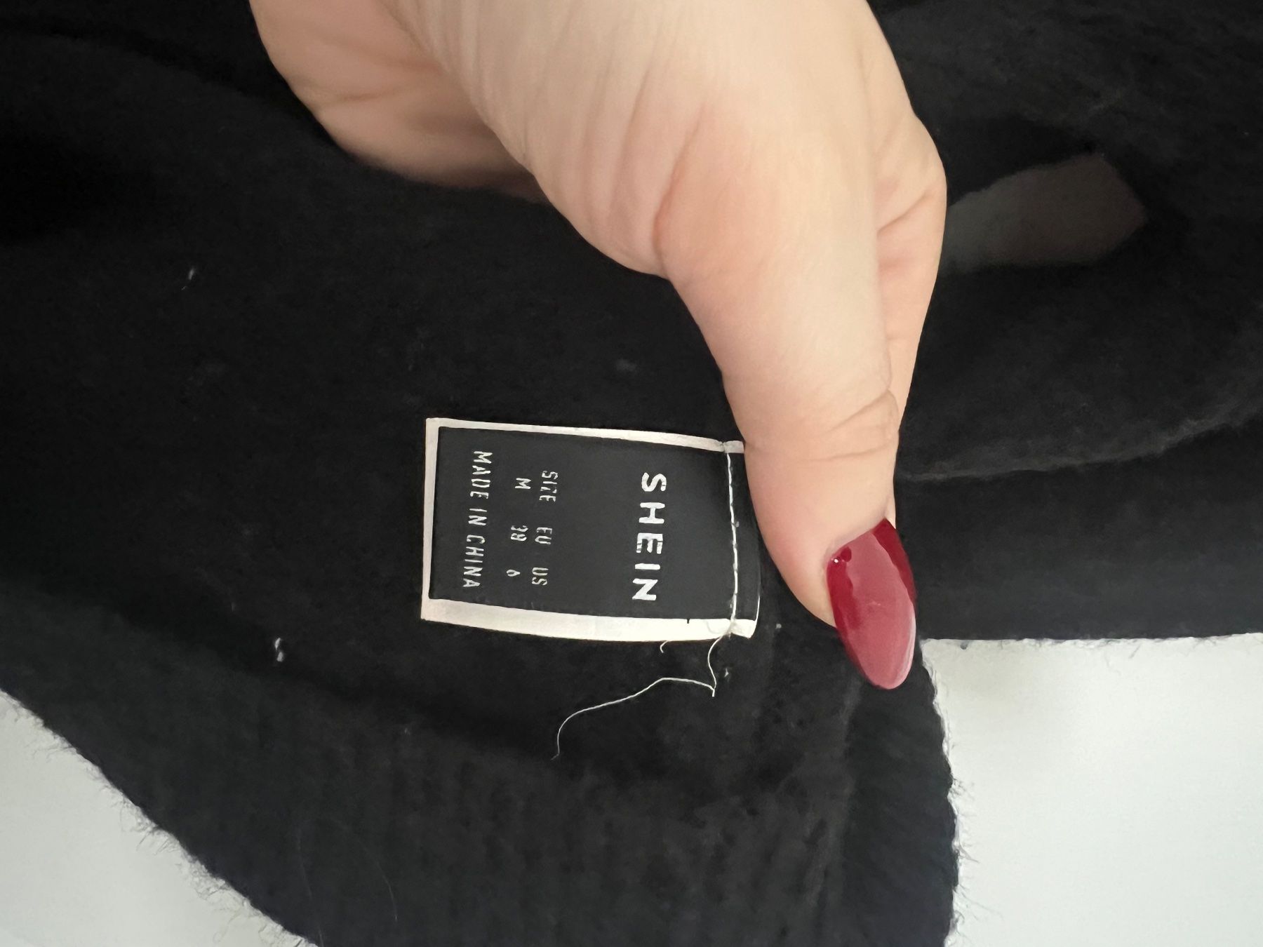 Vestiti: Schwarzes Kleid (Gr. M, elastisch) – Usato da Wattwil venduto da Sihana-Spirit 2
