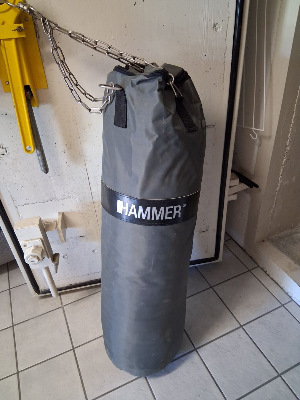 Decathlon Boxsäcke: Boxsack Hammer – Gebraucht aus Pfungen von bia_v22t